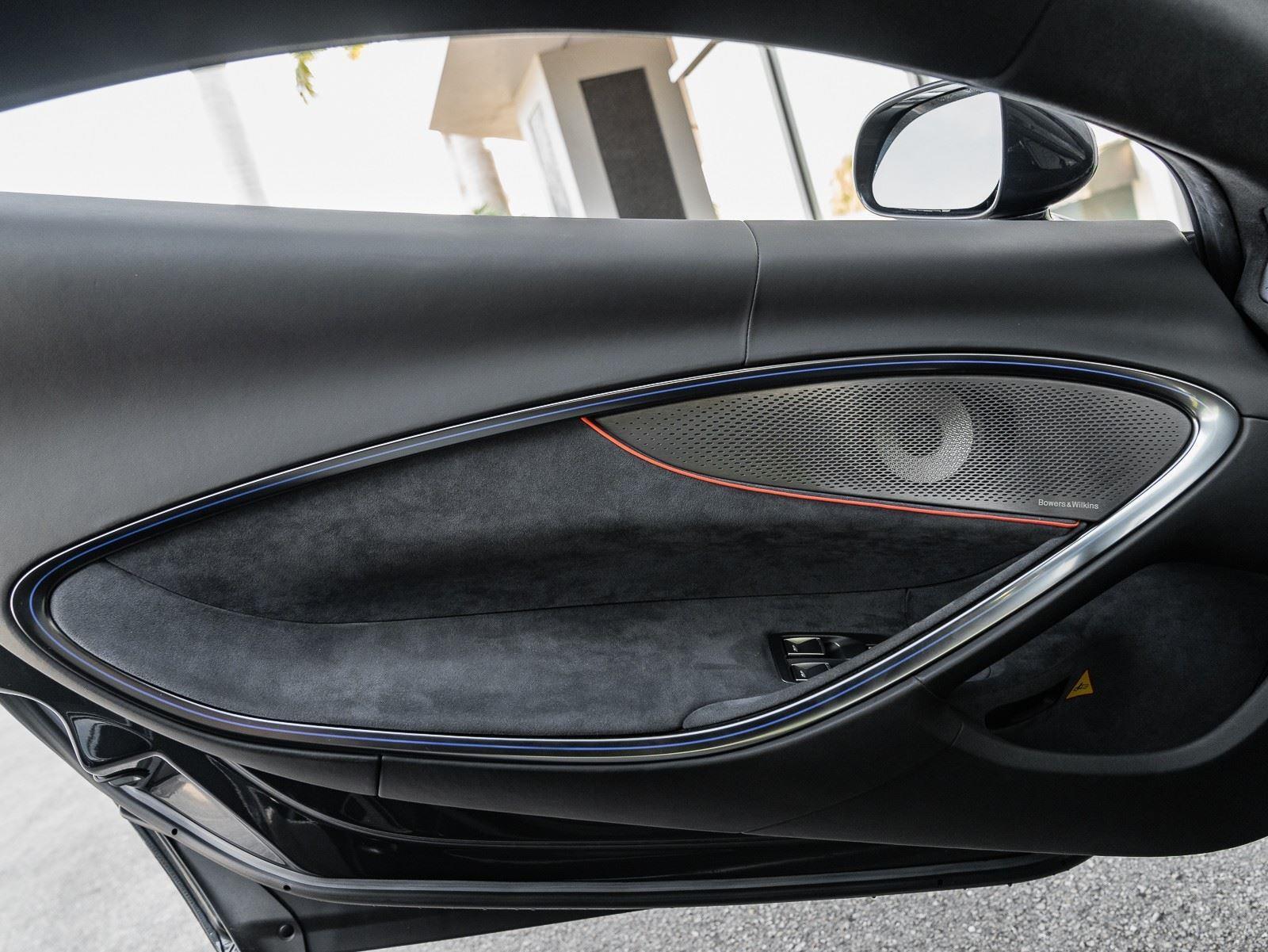 Used 2025 McLaren Artura Coupe