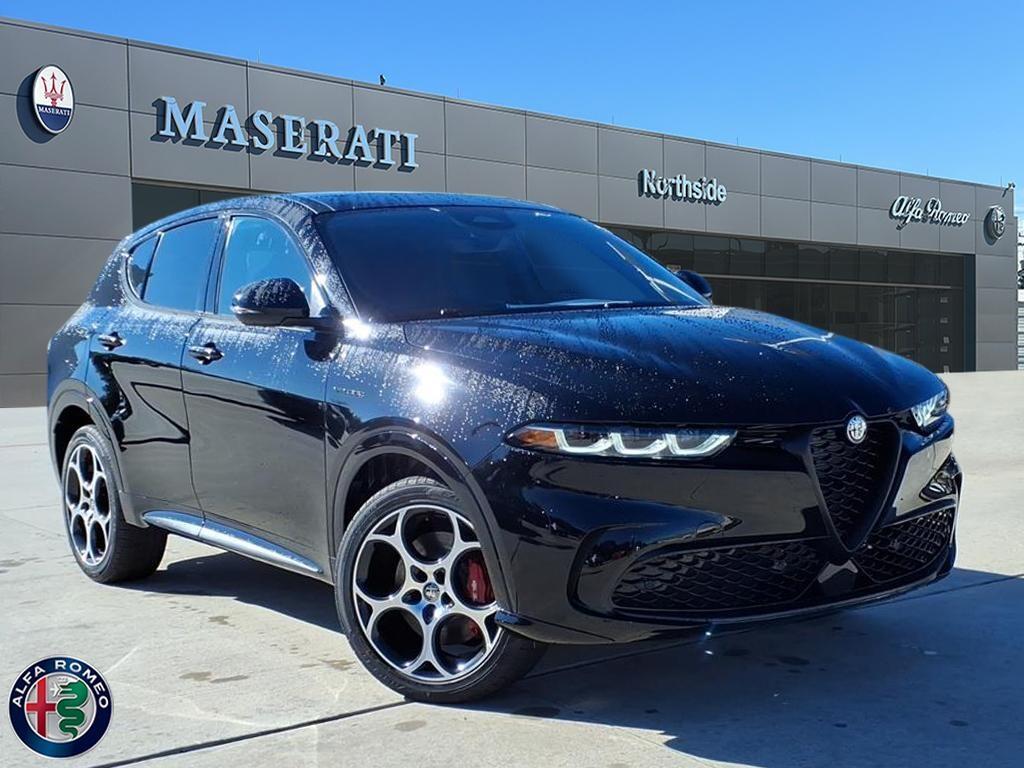 2025 Alfa Romeo Tonale Base's photo