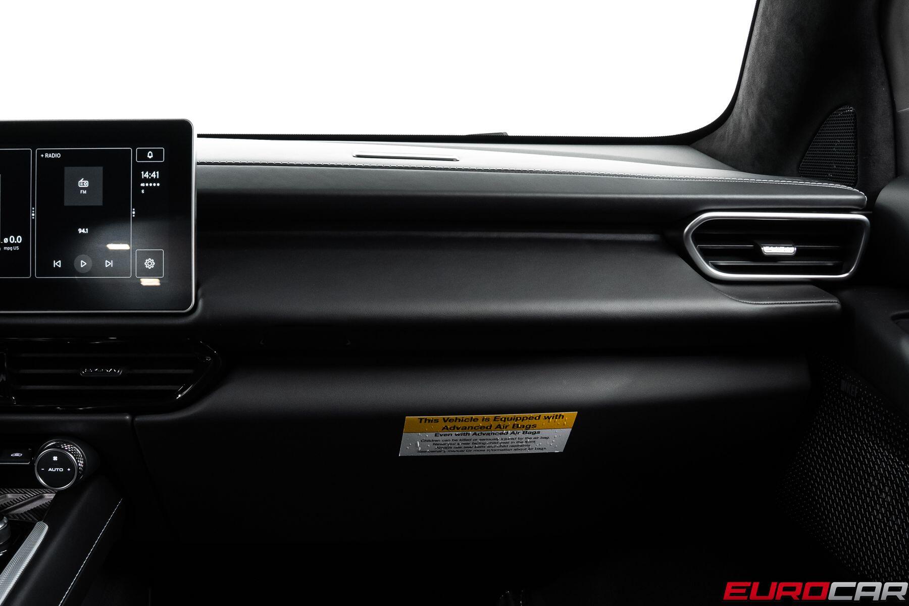 2026 Lotus Emira - Photo 34