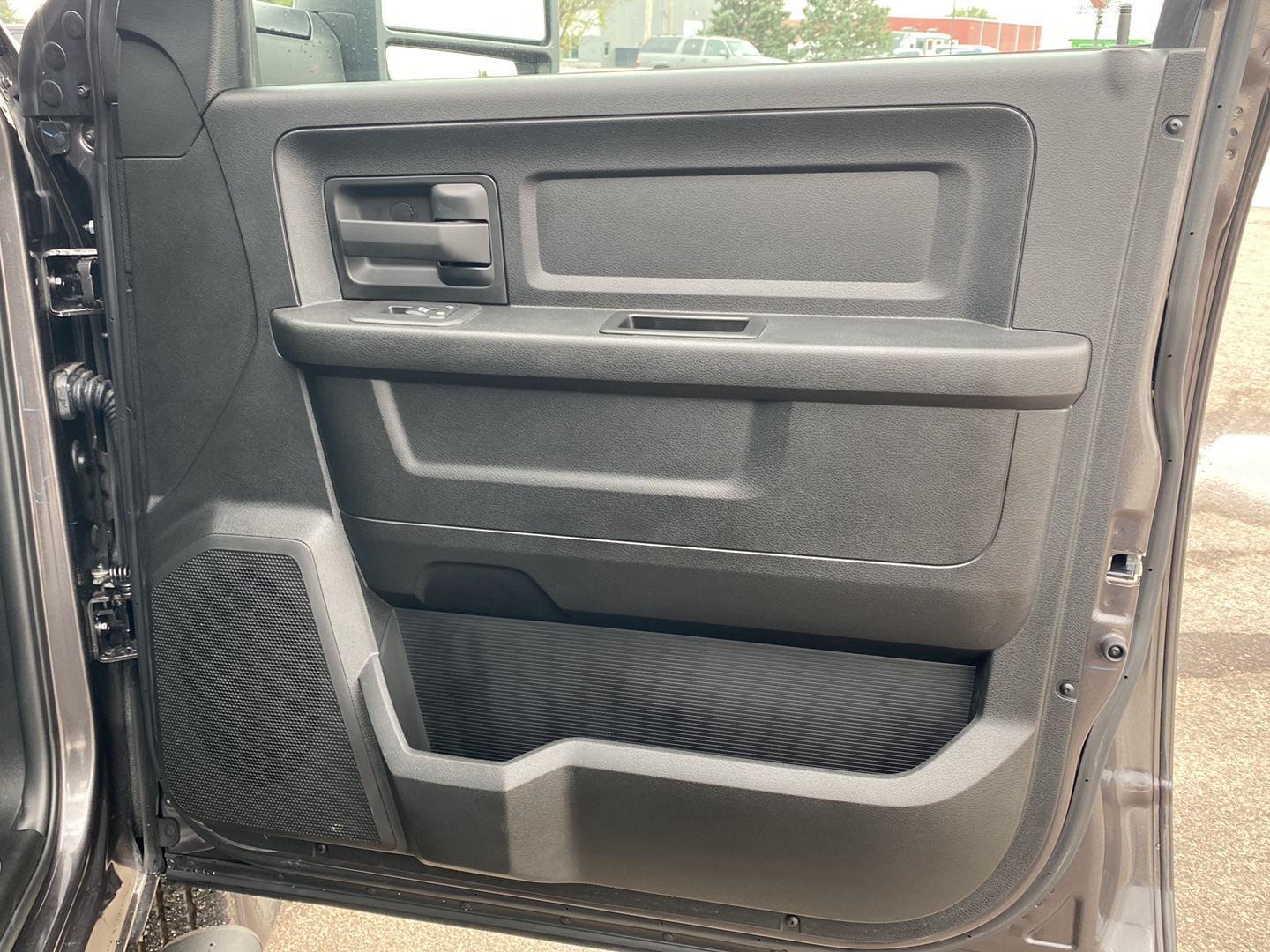 2025 RAM 2500 Tradesman - Photo 19