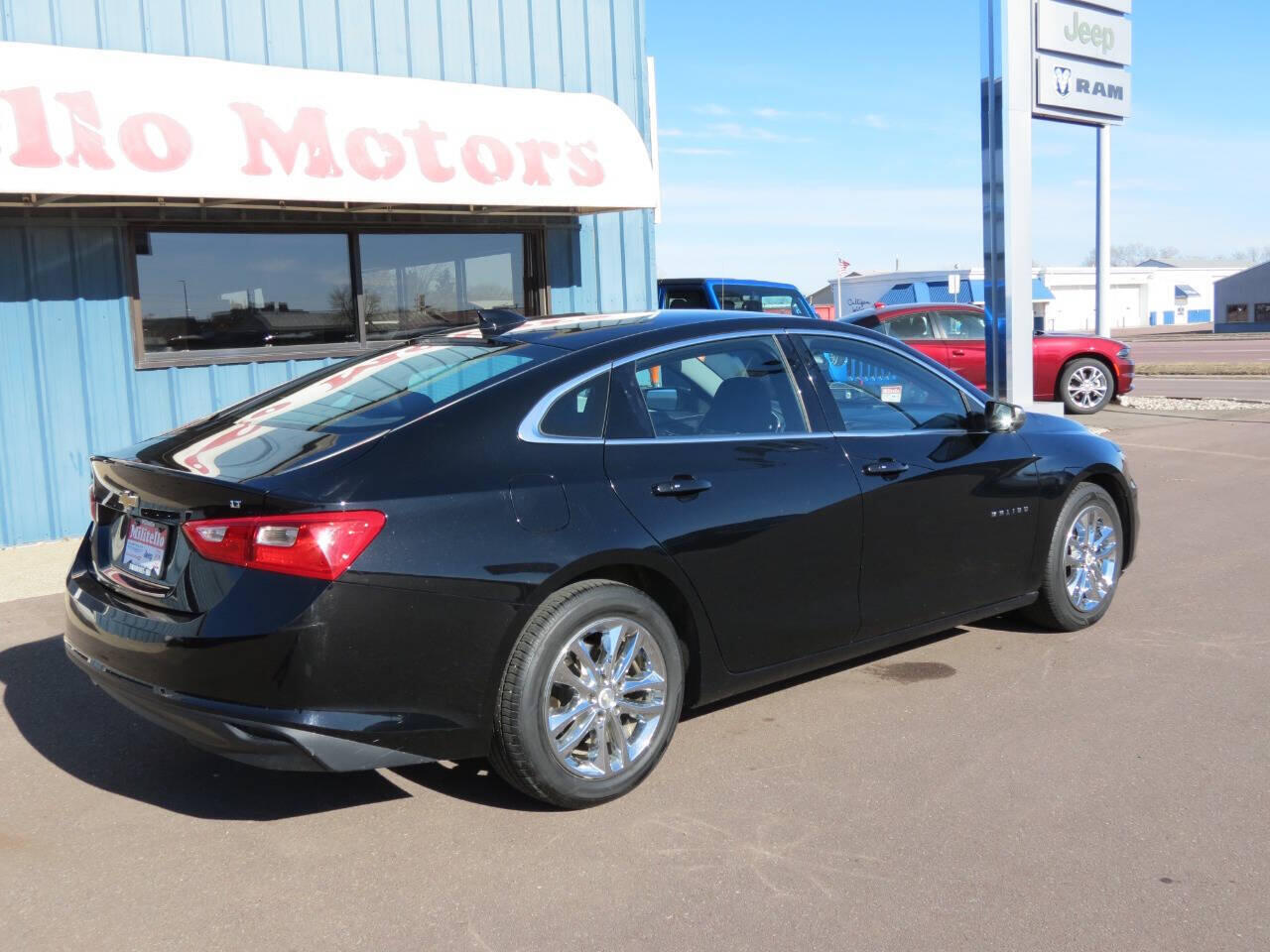 Used 2016 Chevrolet Malibu 1LT with VIN 1G1ZE5STXGF290549 for sale in Fairmont, MN