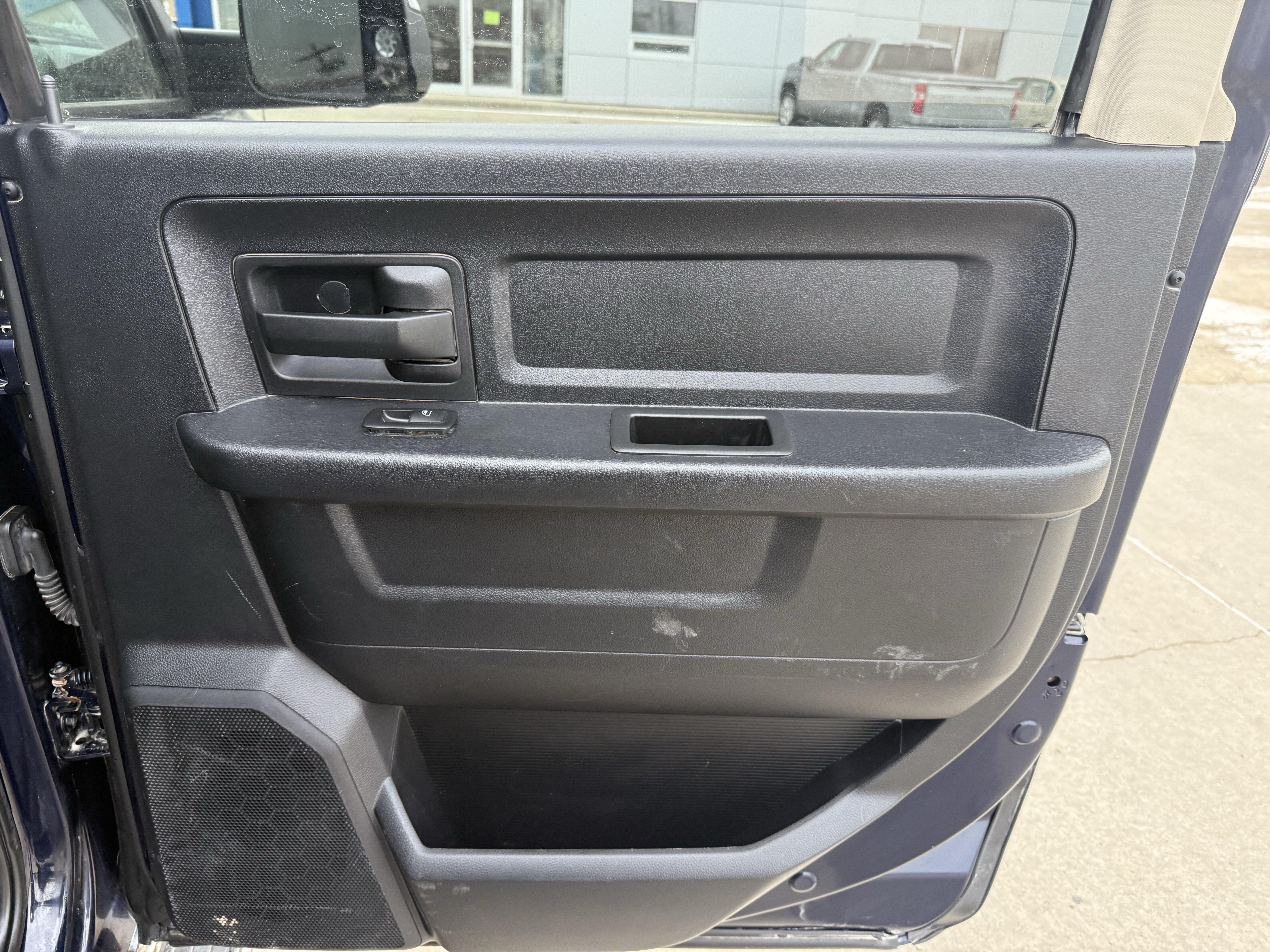 2014 RAM Ram 2500 Pickup Tradesman - Photo 15