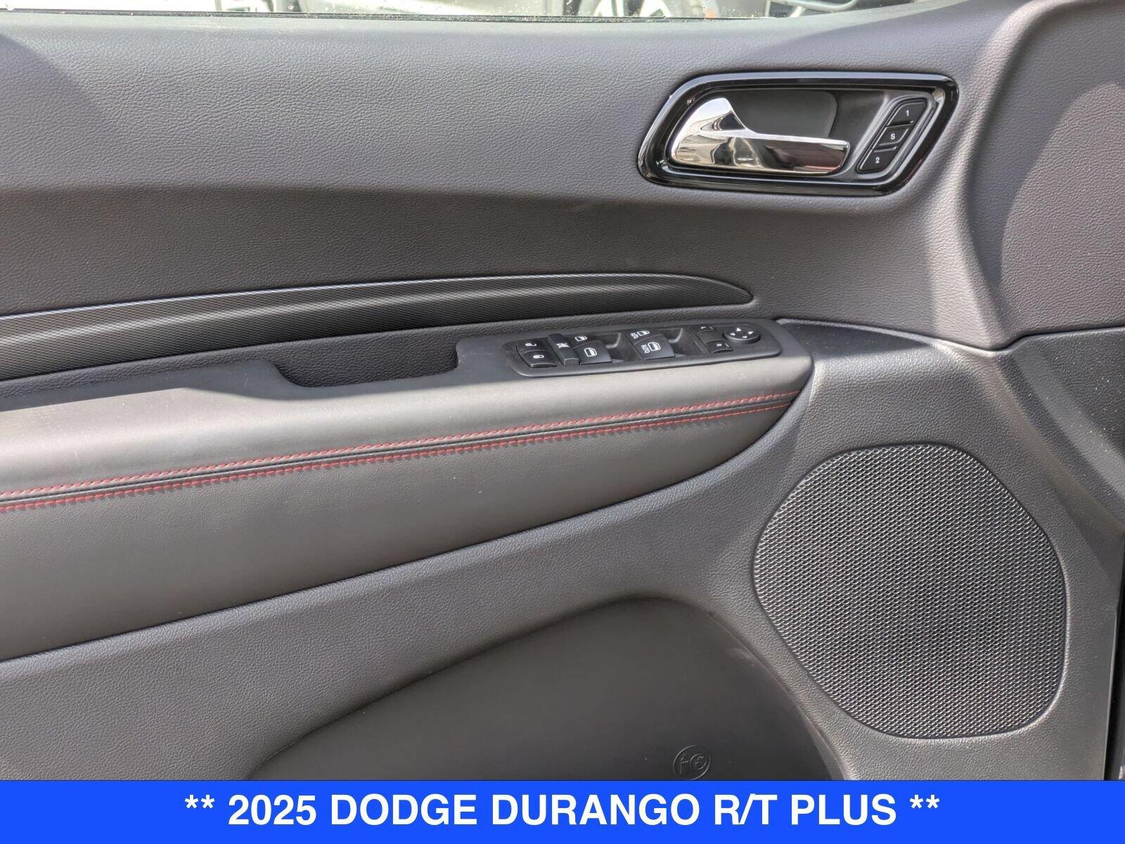 2025 Dodge Durango R/T - Photo 7