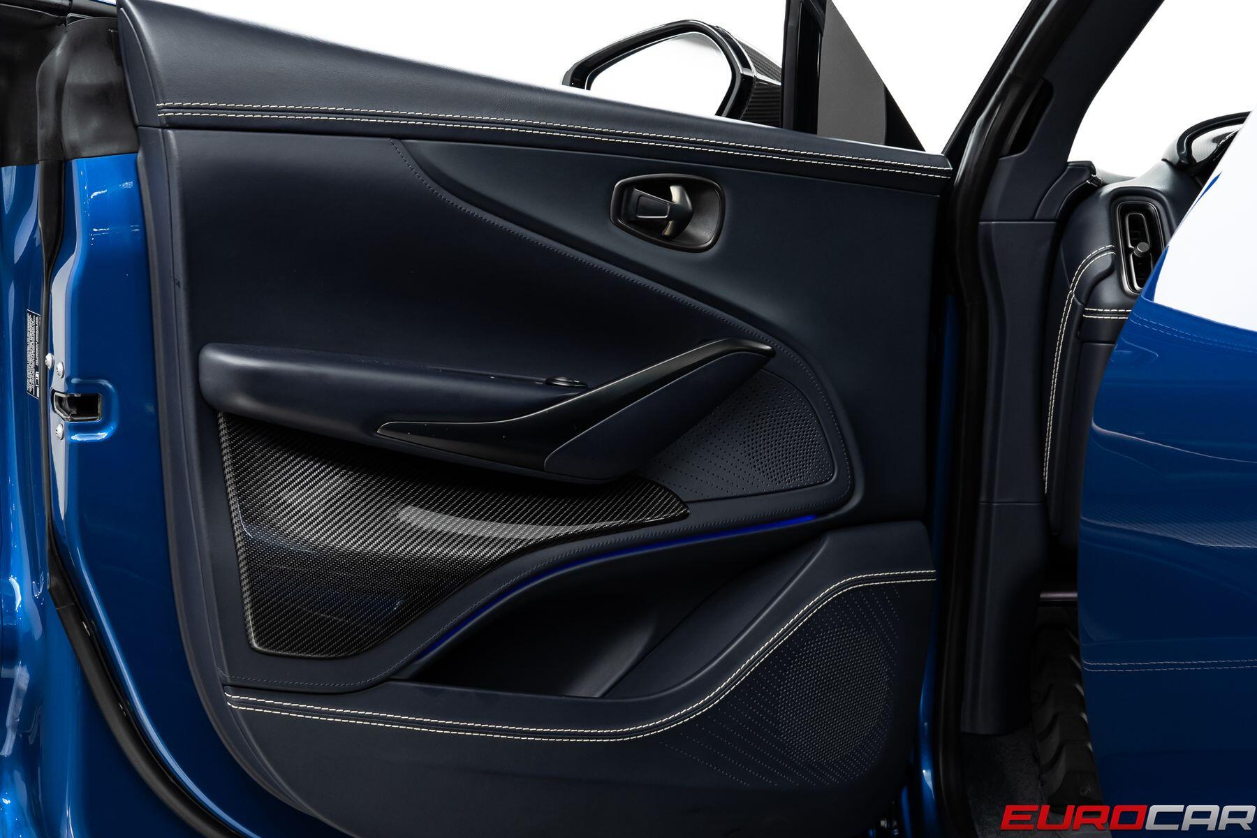 2023 Aston Martin DBX 707 *HUGE CARBON OPTIONS * TRI-COLOR INTERIOR*Image 29