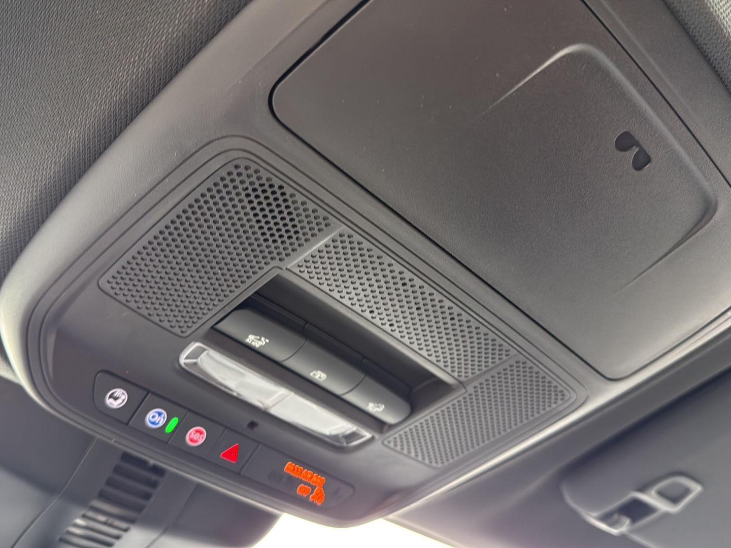 2026 GMC Acadia Elevation - Photo 38