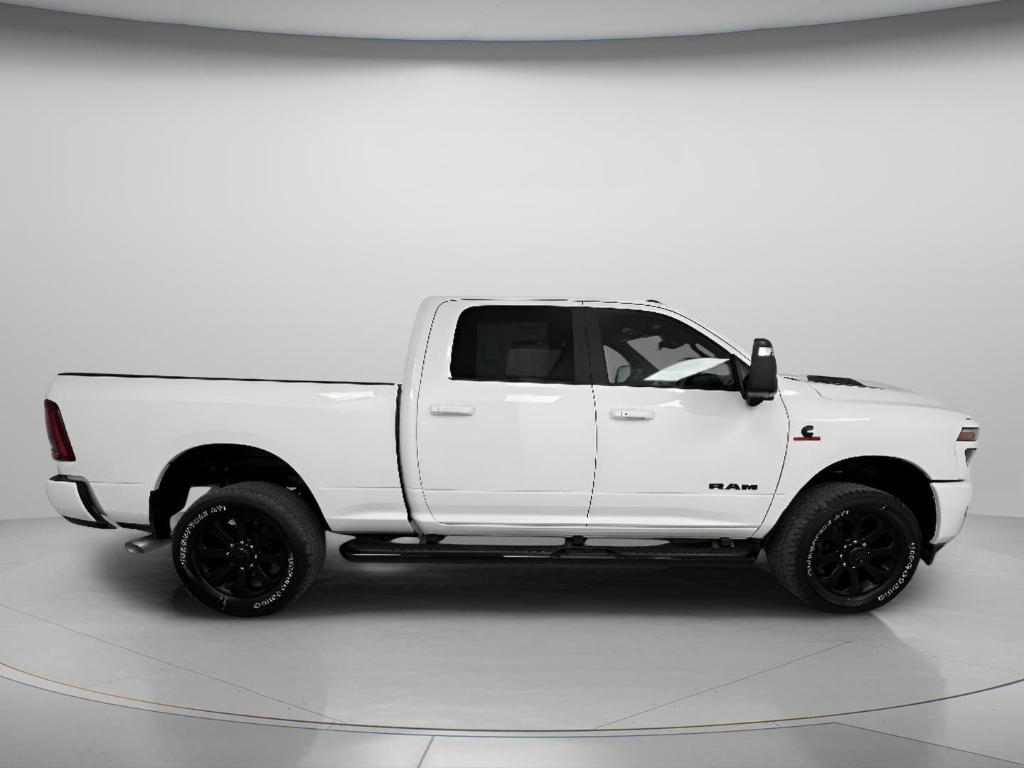 2026 RAM 2500 Laramie - Photo 9