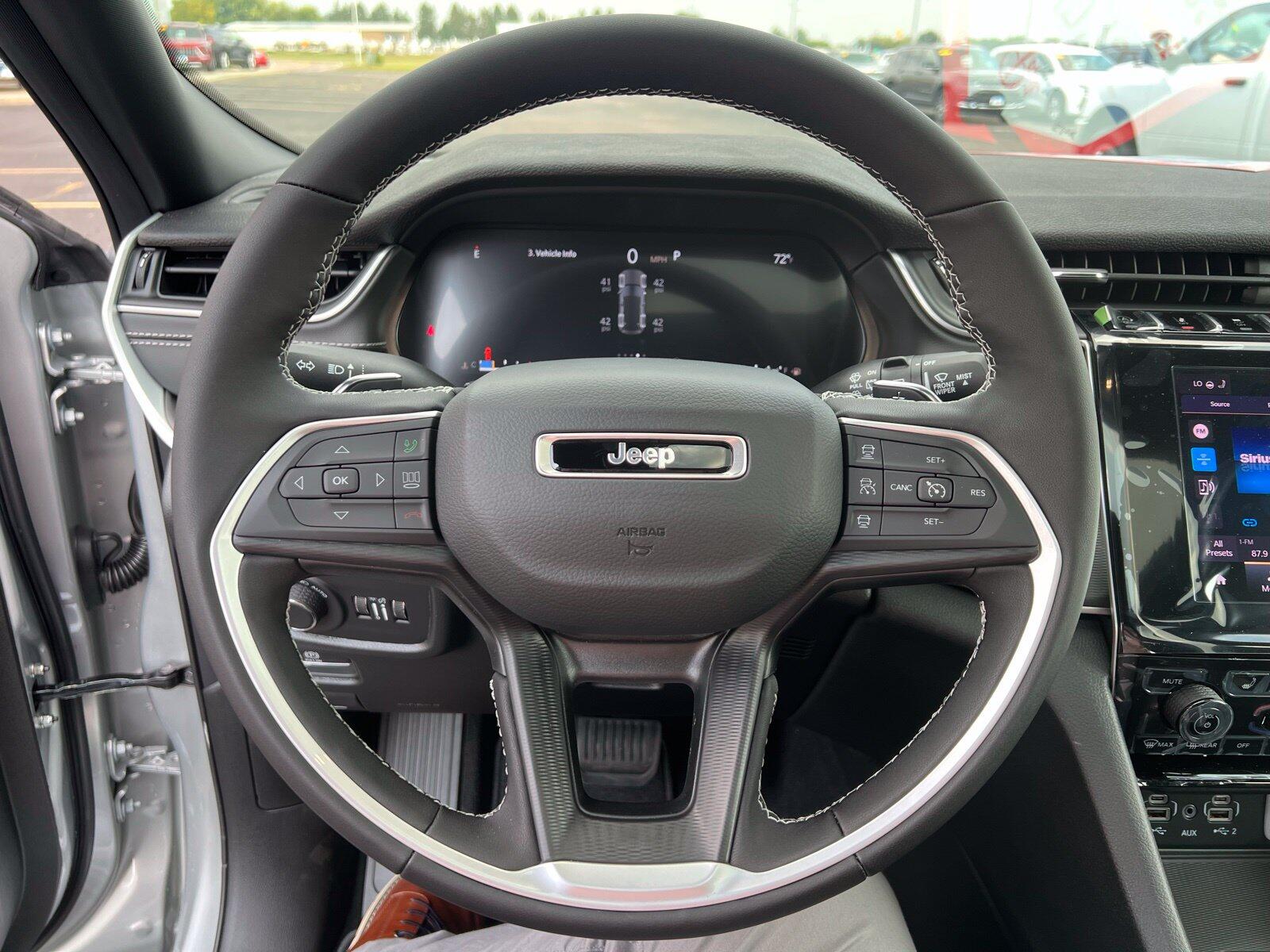 2025 Jeep Grand Cherokee Altitude - Photo 20