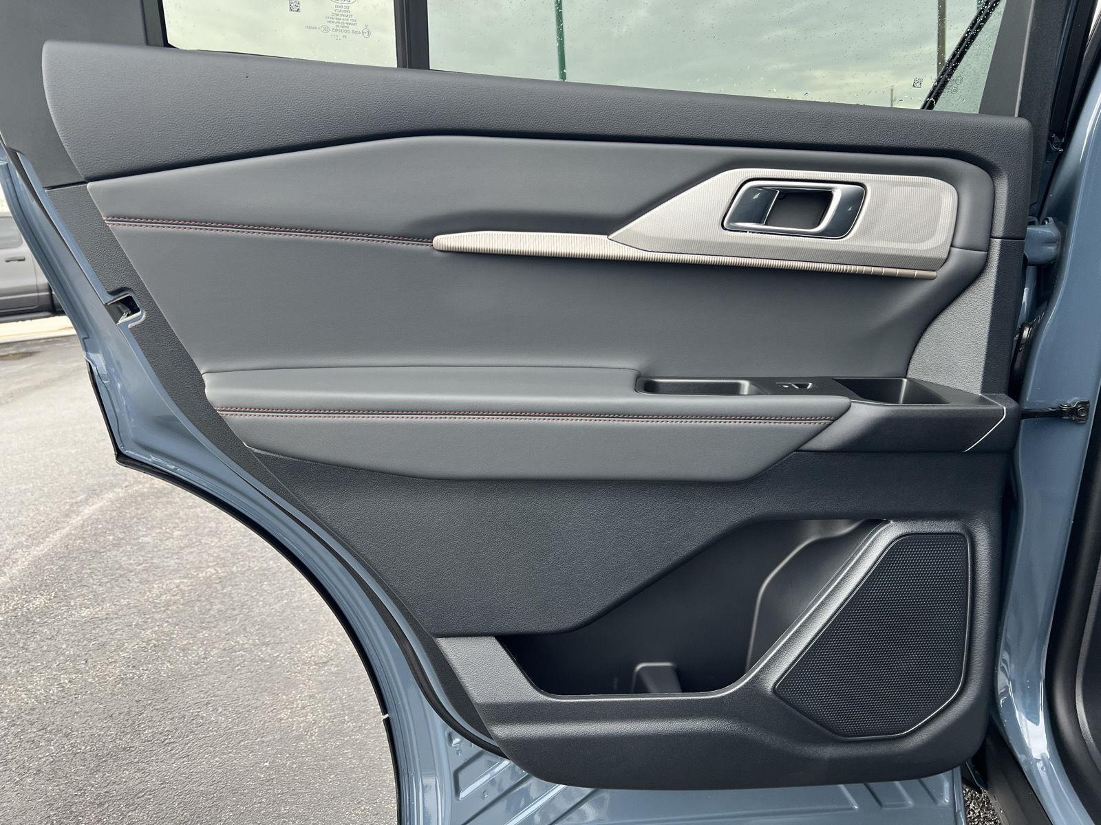 2026 Ford Explorer Active - Photo 16