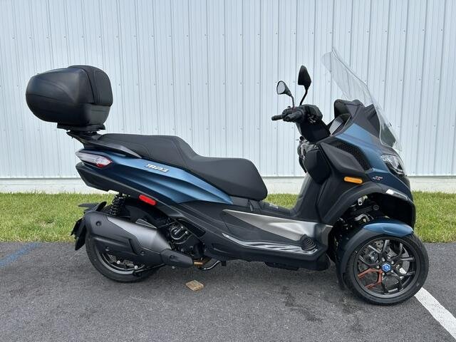 2027 Piaggio MP3 530