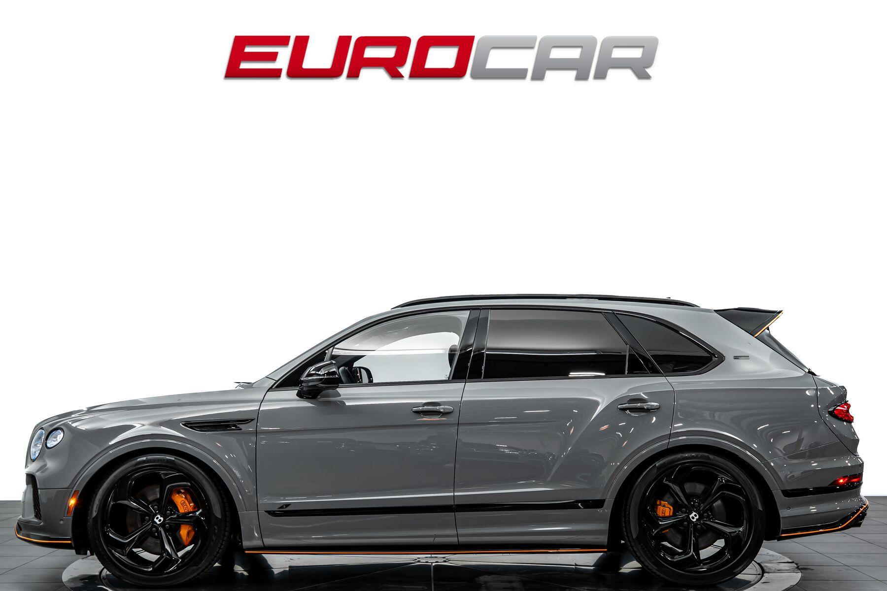 2025 Bentley Bentayga S Black Edition *PANORAMIC SUNROOF*Image 2