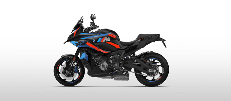 2025 BMW M 1000 XRImage 1
