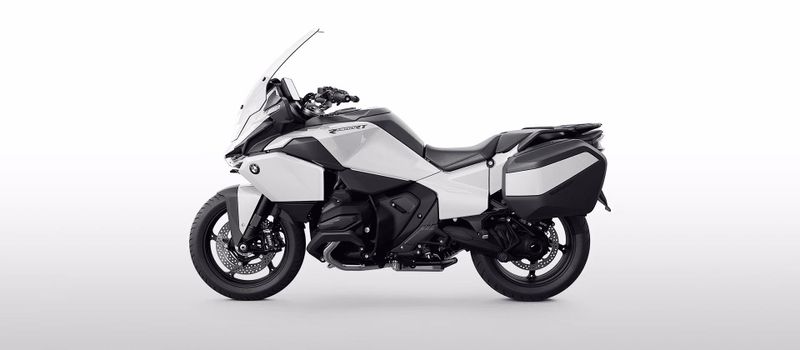 New 2026 BMW R1300RT Image 1