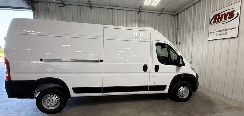 Used 2025 RAM ProMaster 2500 TradesmanImage 2