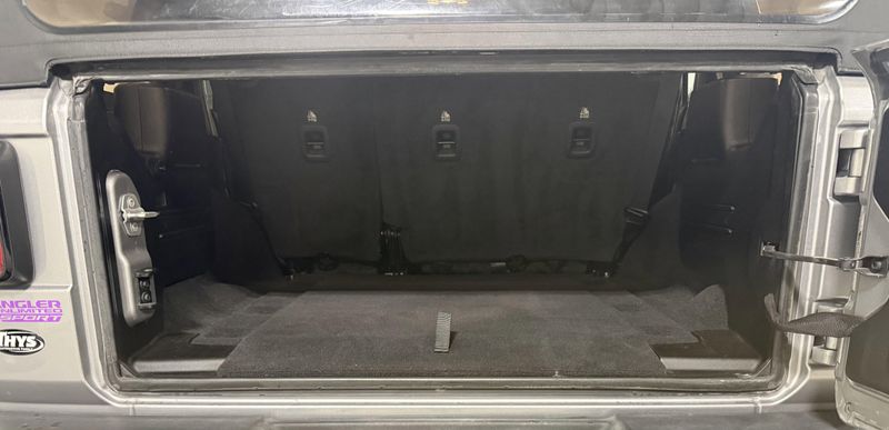 Used 2019 Jeep Wrangler Unlimited SportImage 6