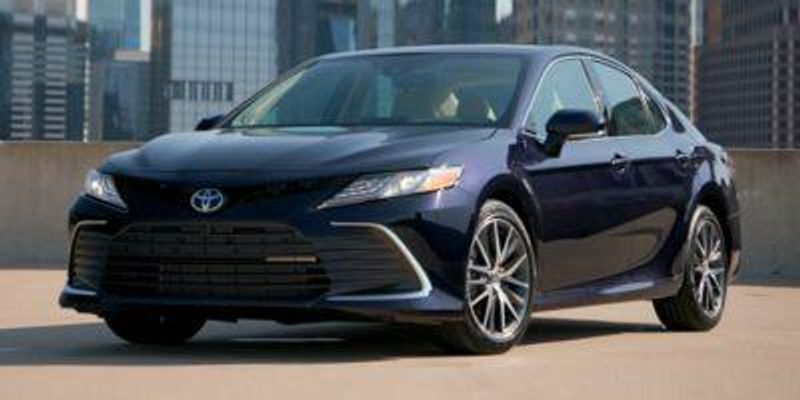 2023 Toyota Camry SEImage 1