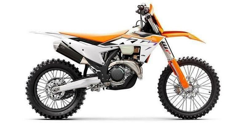 2023 KTM XC 450 F-W in a Orange exterior color. New England Powersports 978 338-8990 pixelmotiondemo.com 