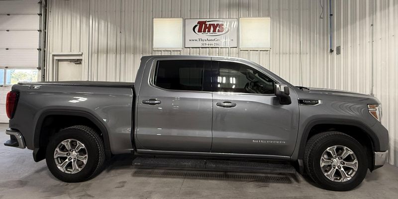 Used 2022 GMC Sierra 1500 Limited SLEImage 2