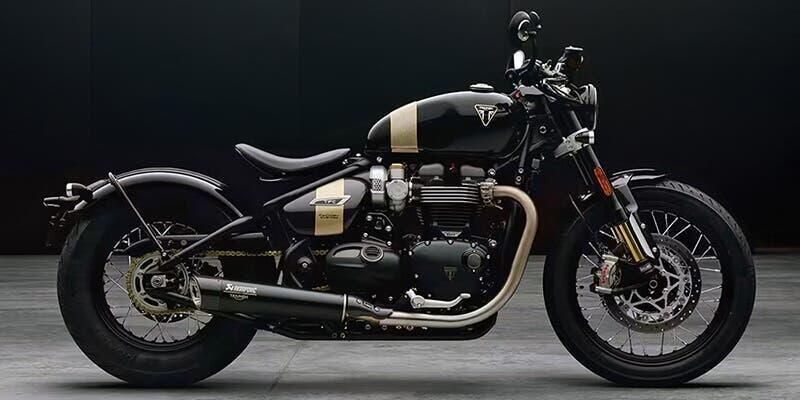 2025 Triumph BONNEVILLE BOBBER Image 1