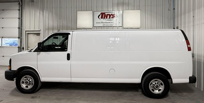 Used 2015 GMC Savana 2500 Image 13