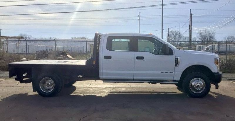 2019 Ford F-350 Chassis XL in a White exterior color and Medium Earth Grayinterior. Matthews Chrysler Dodge Jeep Ram 918-276-8729 cyclespecialties.com 