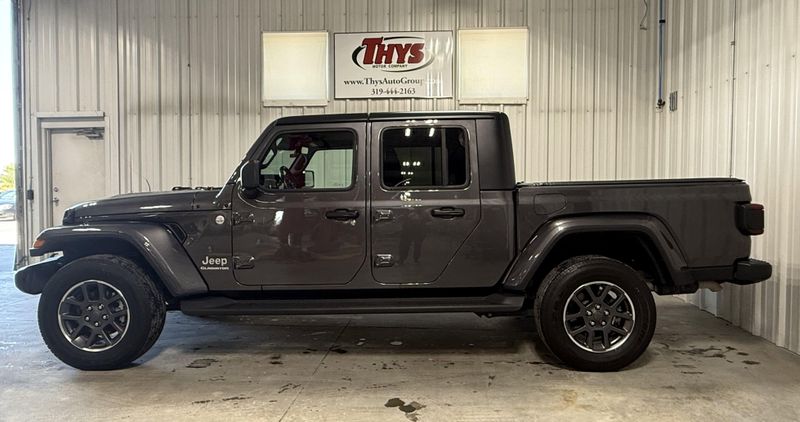 Used 2020 Jeep Gladiator OverlandImage 14