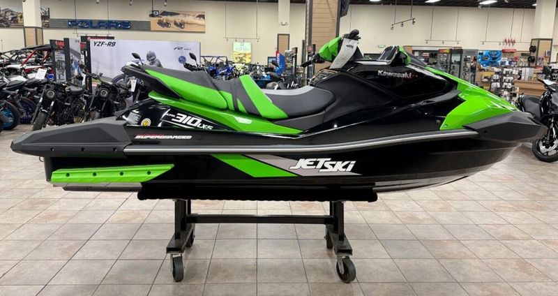 New 2025 Kawasaki JET SKI ULTRA 310LX-S Image 9