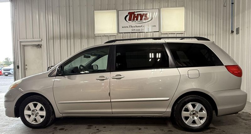 Used 2008 Toyota Sienna LEImage 16