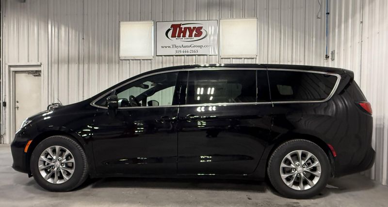 New 2026 Chrysler Pacifica LimitedImage 19