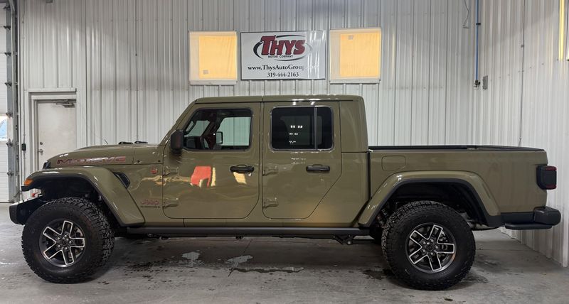 New 2026 Jeep Gladiator Mojave X 4x4Image 13