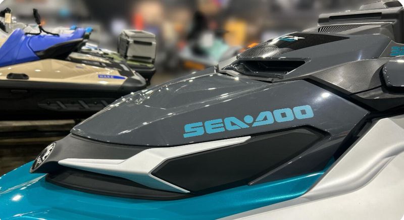 New 2025 Sea-Doo GTX LIMITED 325 (SOUND SYSTEM) Image 3