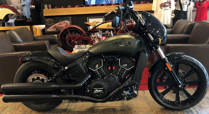 2023 Indian Motorcycle Scout RogueImage 1