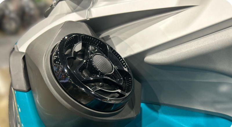New 2025 Sea-Doo GTX LIMITED 325 (SOUND SYSTEM) Image 4