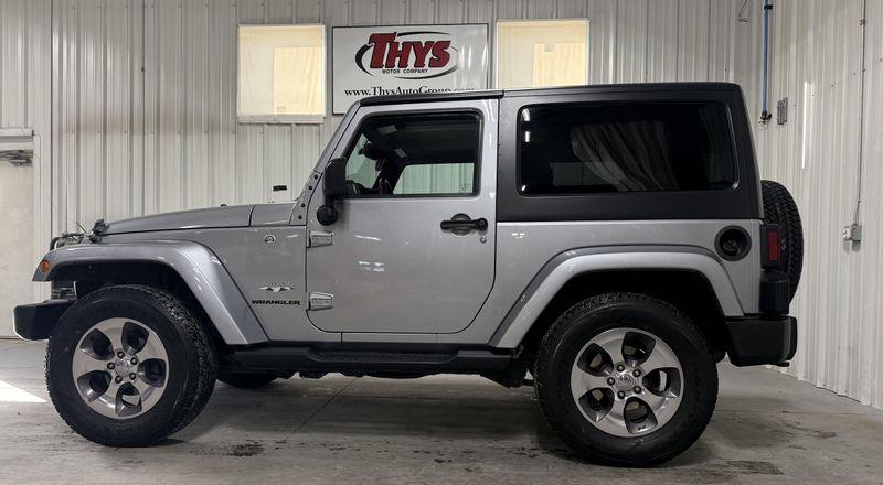 Used 2017 Jeep Wrangler JK SaharaImage 12