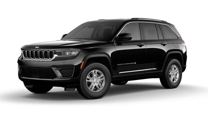 2022 Jeep New Grand Cherokee LaredoImage 1