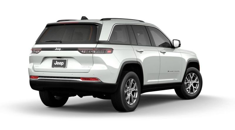 2022 Jeep New Grand Cherokee LIMITED 4X4Image 2
