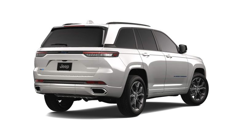 2025 Jeep Grand Cherokee Anniversary Edition 4xeImage 2