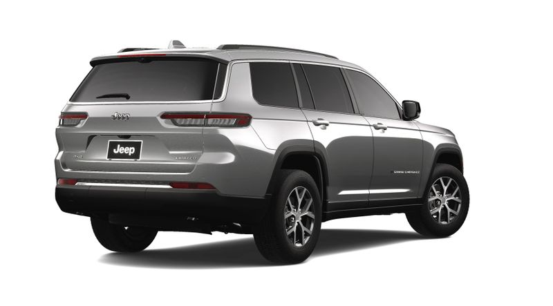 2025 Jeep Grand Cherokee L Limited 4x4Image 2