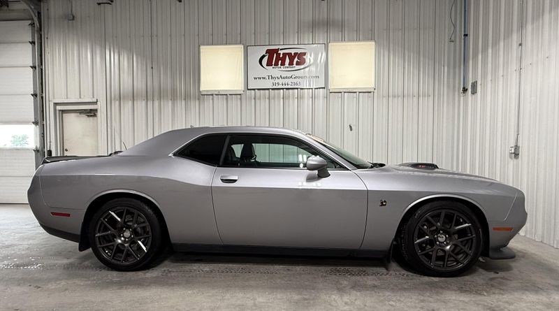 Used 2016 Dodge Challenger 392 Hemi Scat Pack ShakerImage 2