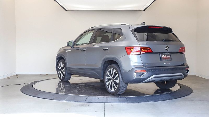 2024 Volkswagen Taos 1.5T SEImage 2