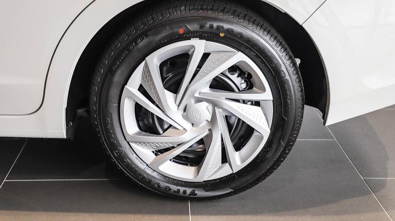 New 2025 Subaru Impreza BaseImage 9