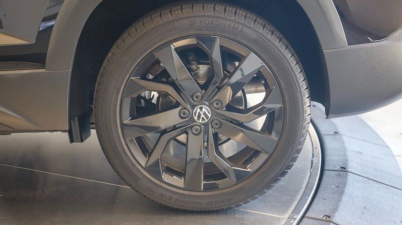 2022 Volkswagen Taos 1.5T SELImage 10