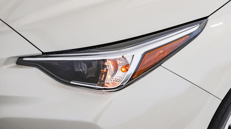 New 2025 Subaru Impreza BaseImage 7