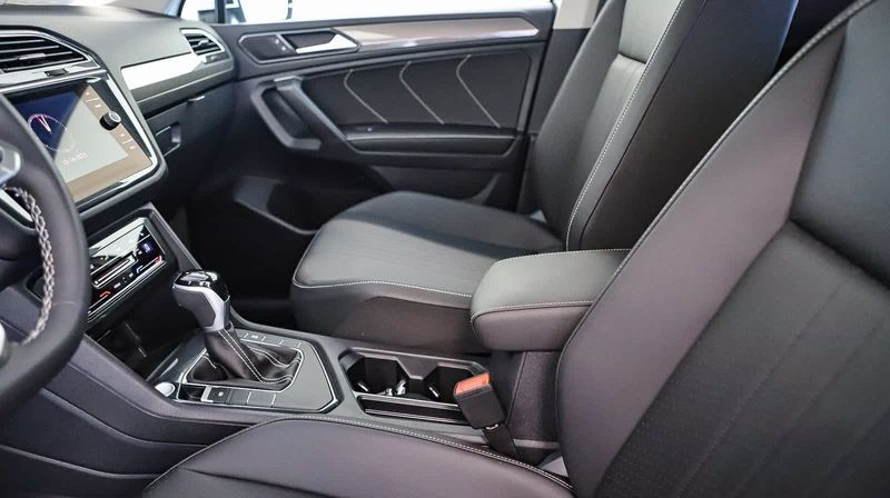 2024 Volkswagen Tiguan SE in a Platinum Gray Metallic exterior color and Titan Blackinterior. BEACH BLVD OF CARS beachblvdofcars.com 