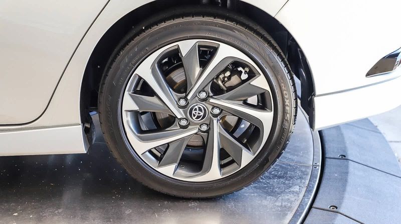 2018 Toyota Corolla iM Image 9