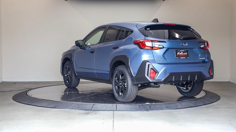 2024 Subaru Crosstrek BaseImage 2