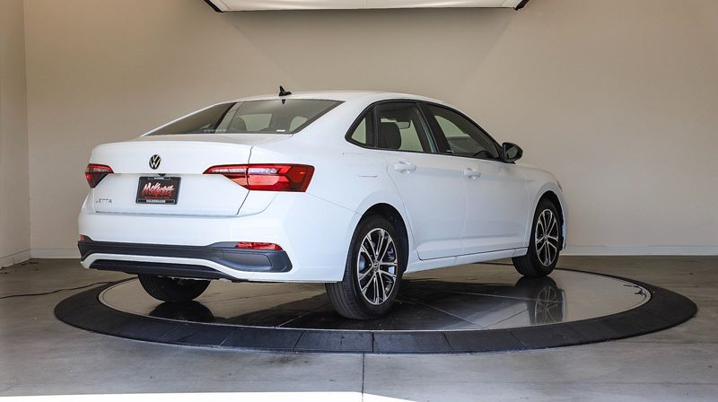 2024 Volkswagen Jetta 1.5T SportImage 4