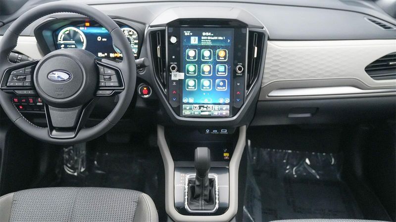 2025 Subaru Forester Hybrid PremiumImage 14