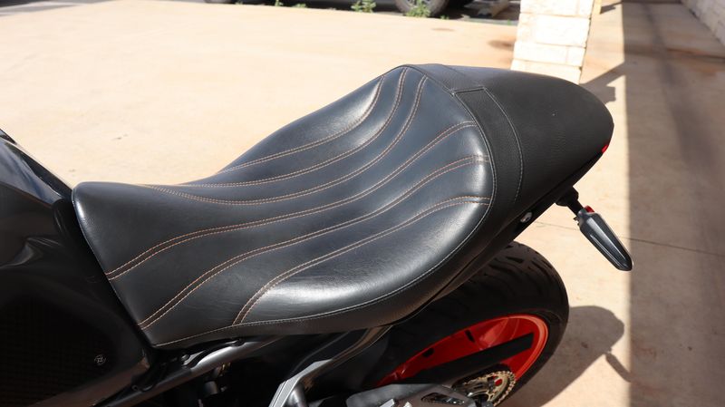 2021 Yamaha MT09 Image 11