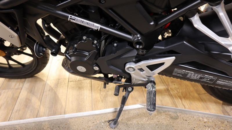 2019 Honda CB300R ABS Image 15