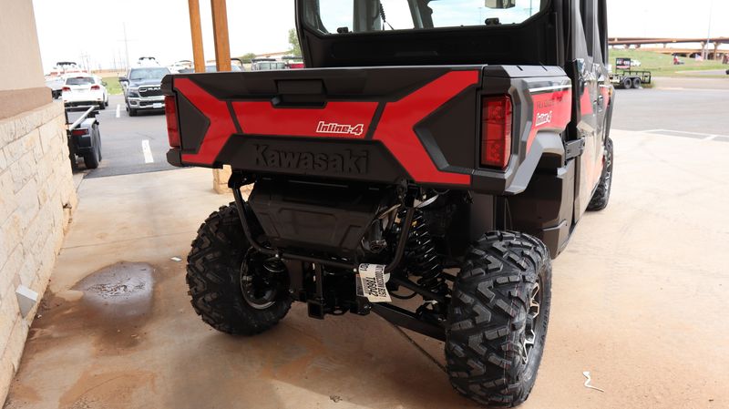 2025 Kawasaki RIDGE CREW HVAC CANDY PERSIMMON RED Image 4